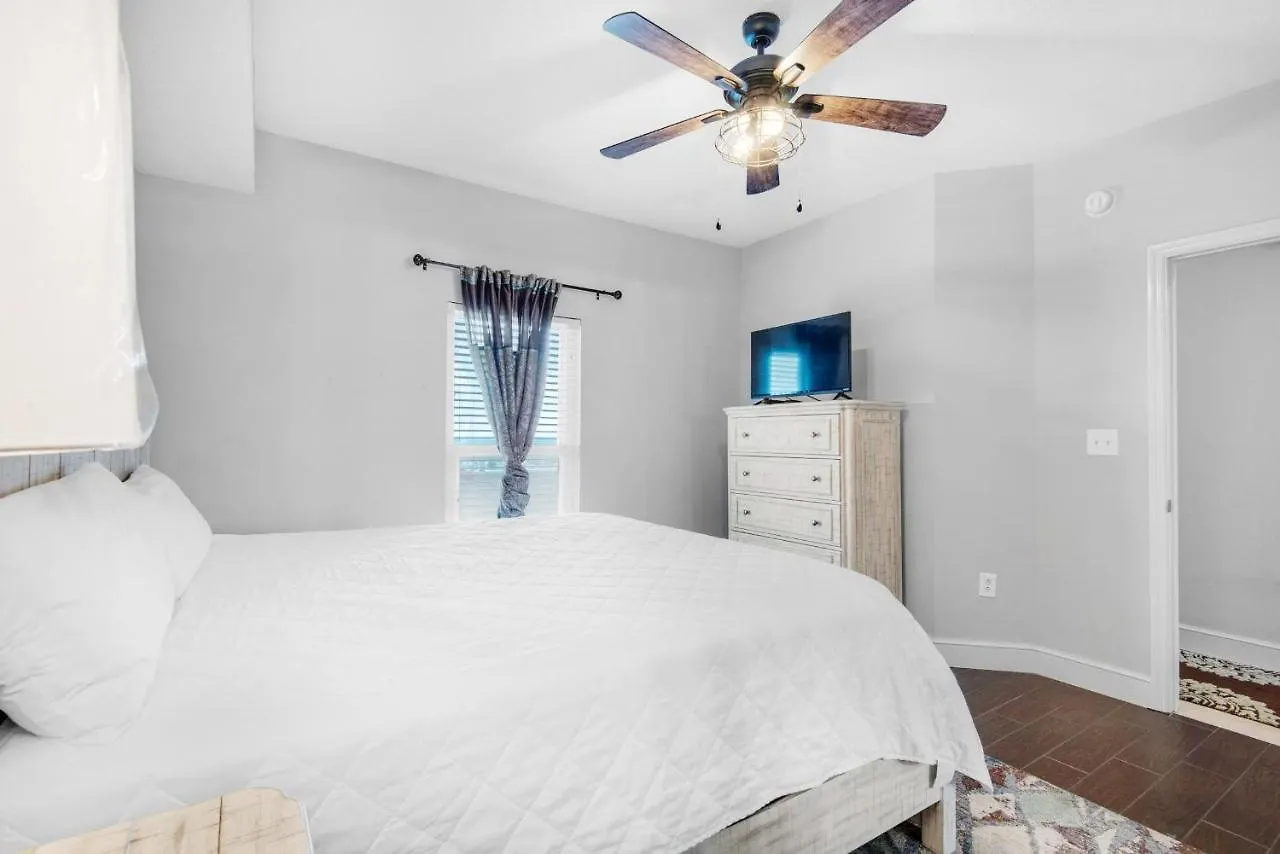 Majestic Beach Towers 1-2113 Panama City Beach